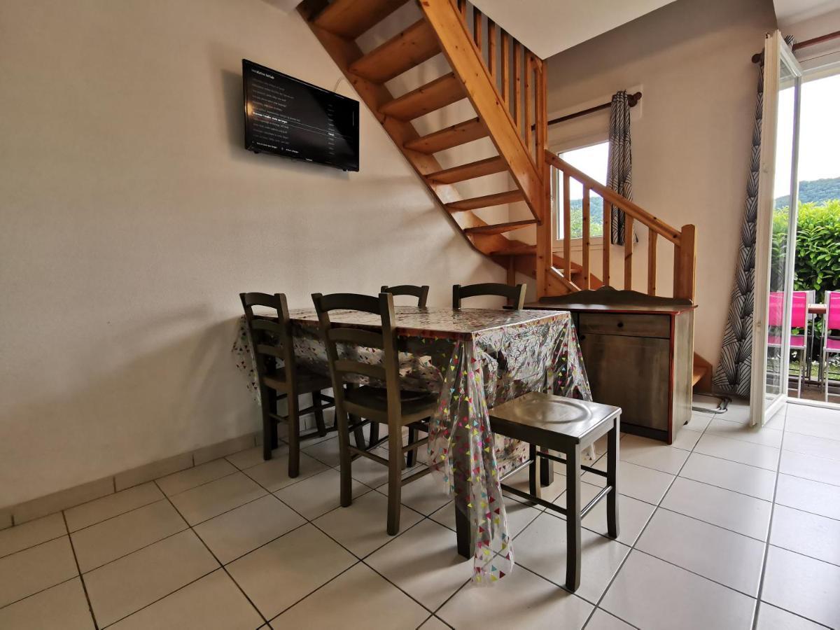 Au 11 T3 Duplex, Village Vacances, Piscines, Parking Saint Geniez d'Olt Bagian luar foto
