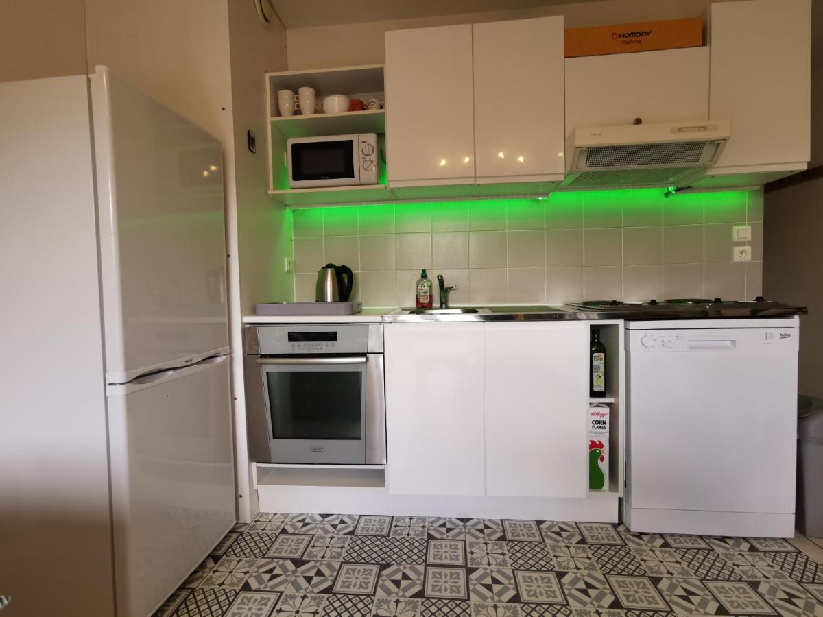 Au 11 T3 Duplex, Village Vacances, Piscines, Parking Saint Geniez d'Olt Bagian luar foto